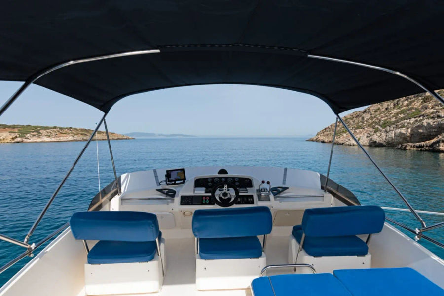 Azimut 42 Private Cruise in Crete – Elounda & Spinalonga | Events on Board