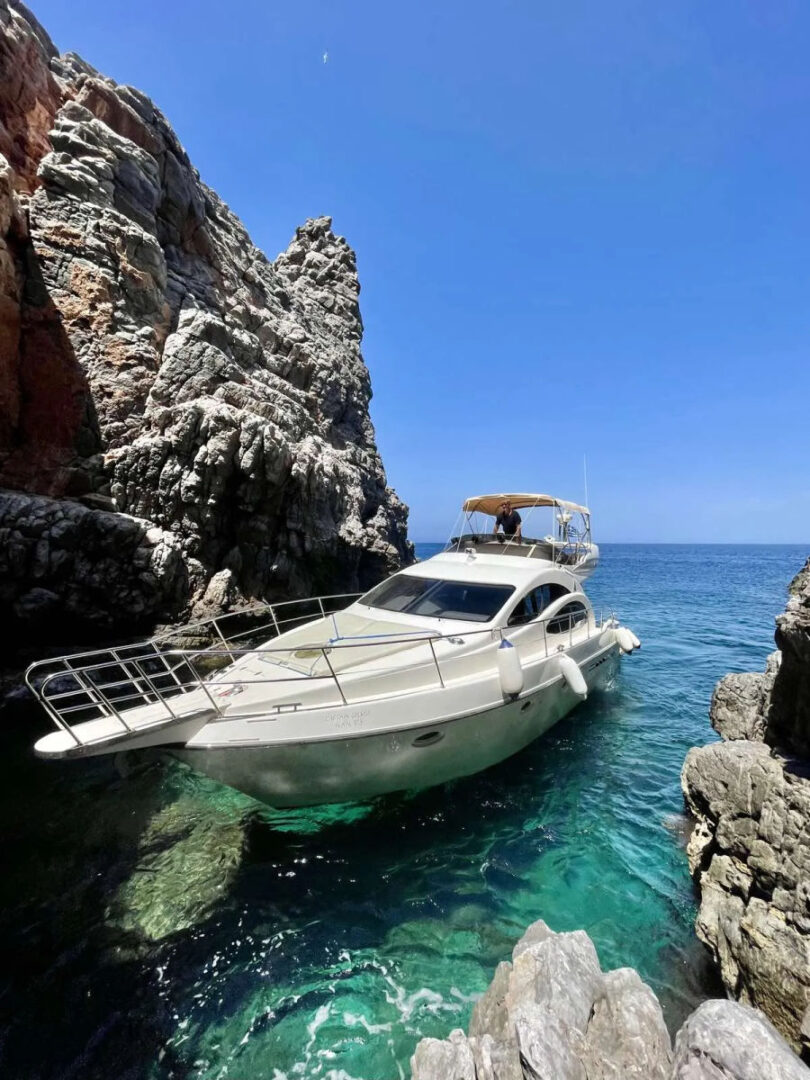 Azimut 42 Private Cruise in Crete – Elounda & Spinalonga | Events on Board