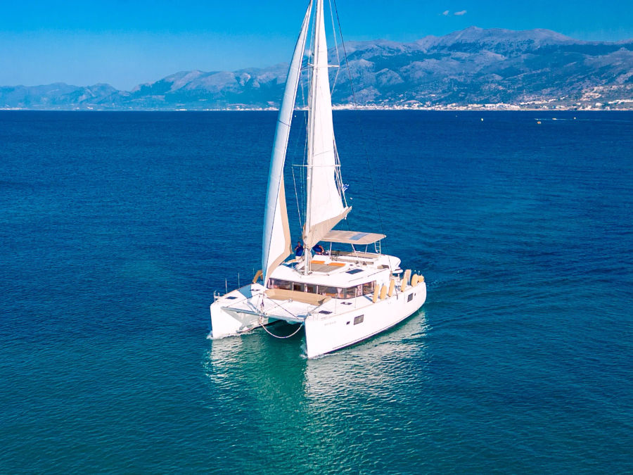 Dia Island Catamaran Adventure from Heraklion with a Lagoon 450 Events on Board