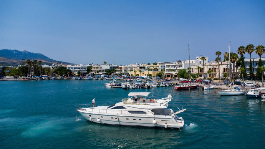 FERRETTI 57 KOS (7).webp