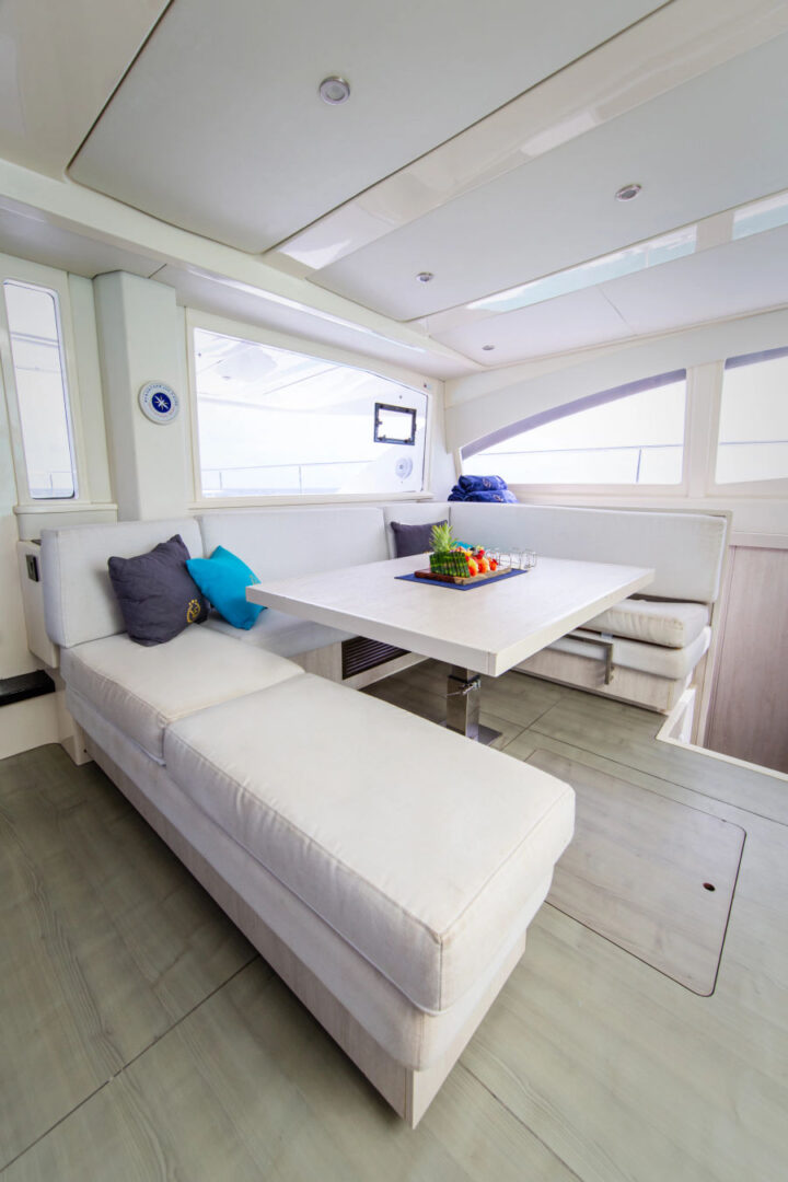 10-Hour Luxury Cruise to TYE Island on Leopard 51 Powercat: Snorkel, Explore & Indulge Events on Board