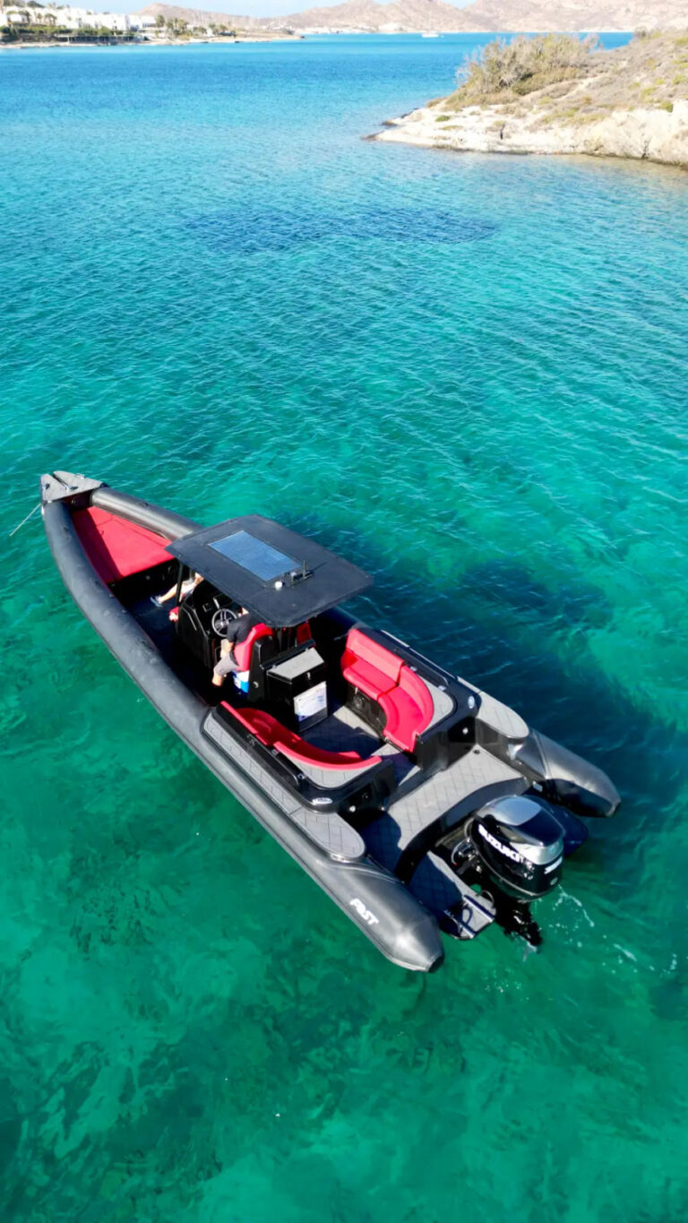 Cyclades Adventure: Private Rib Boat Cruise from Paros to Naxos