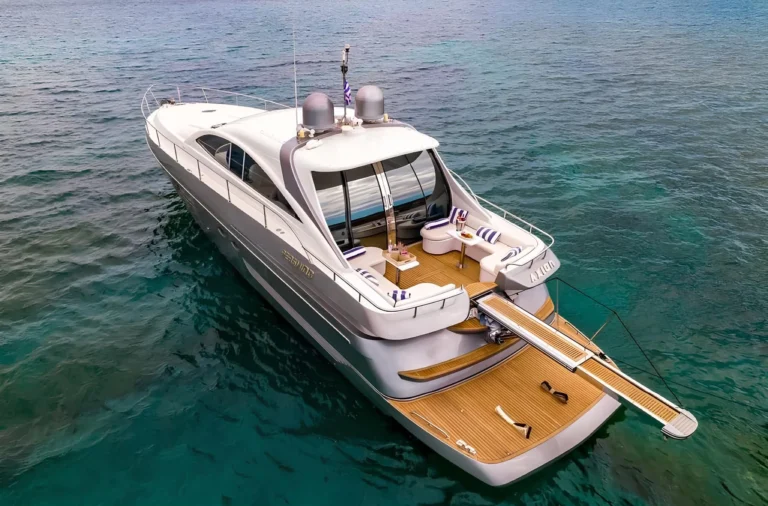 Yacht Party Pershing 65