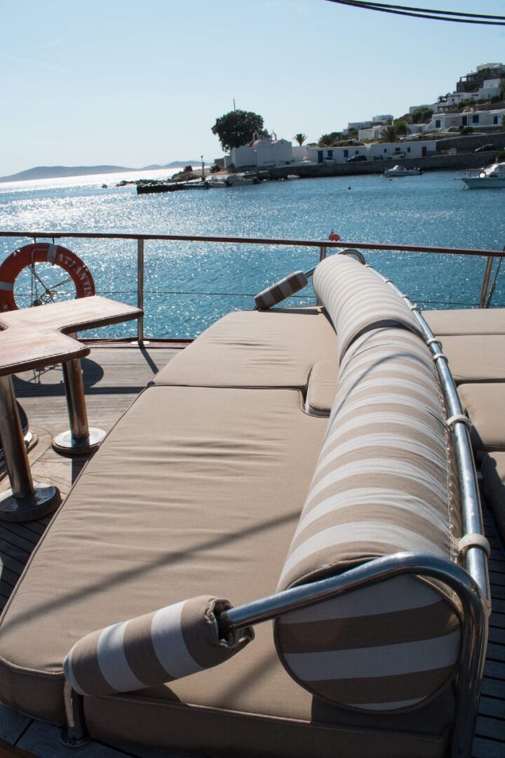 Mykonos South Beaches Luxury Cruise from Agios Ioannis Golden Yachting and Sailing