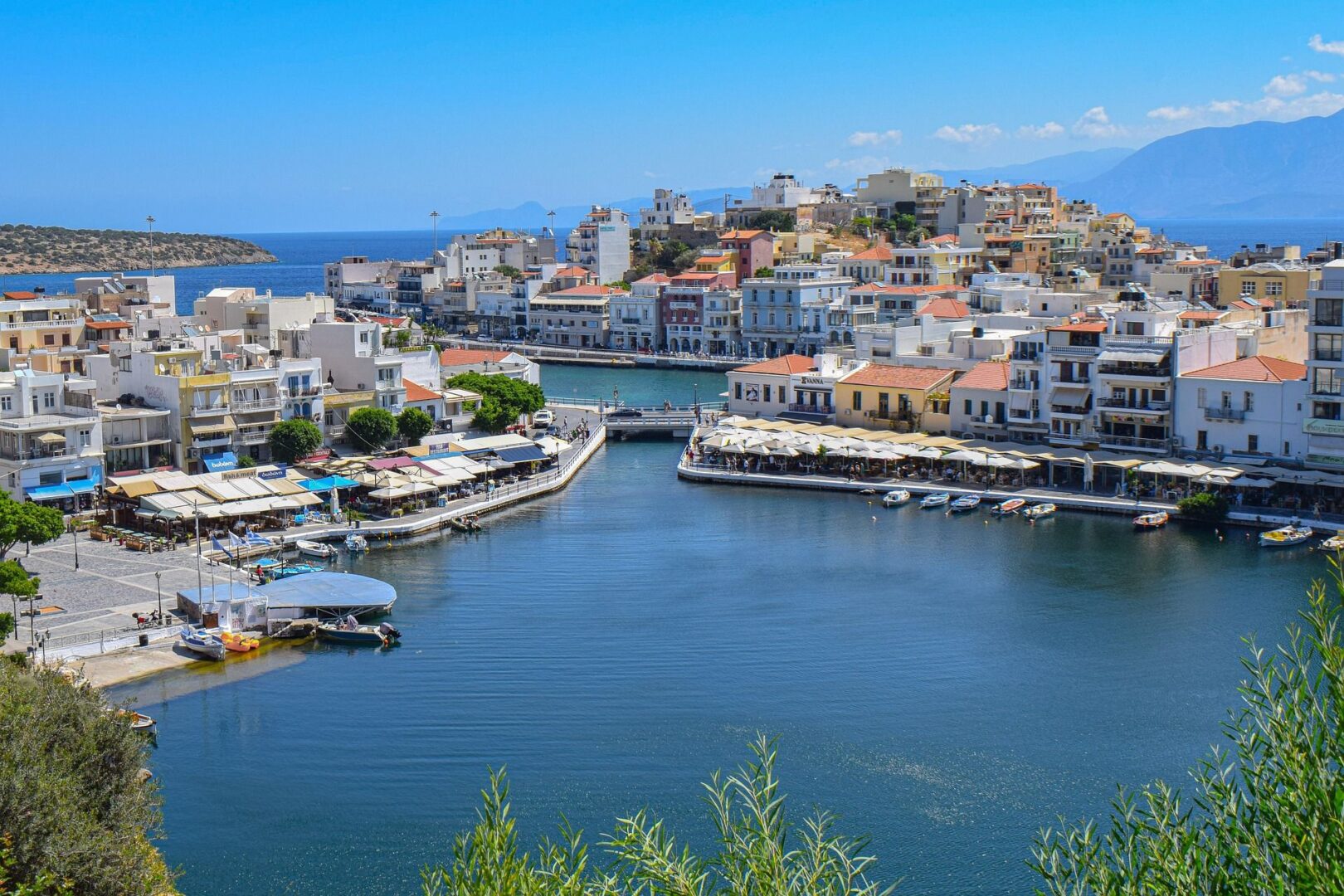 Crete Yachting Destination Guide – Private Cruises, Sailing Routes & Hidden Coves Events on Board